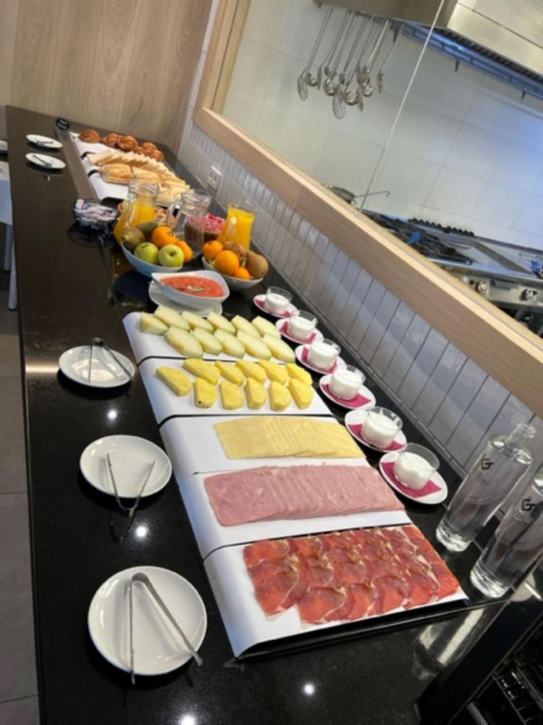 Iraipe Logrono Hotel Luaran gambar